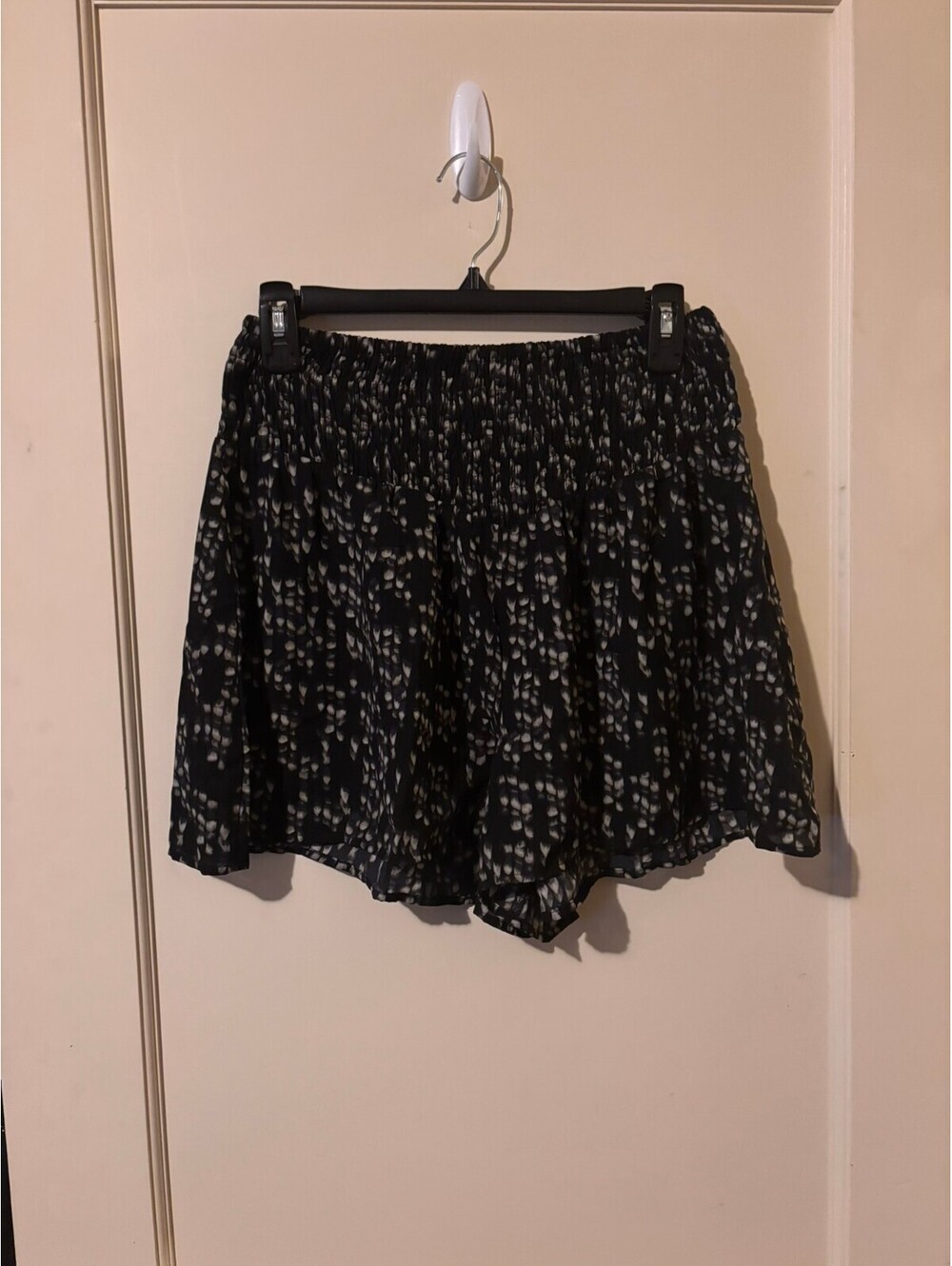 Converse One Star black printed shorts Medium